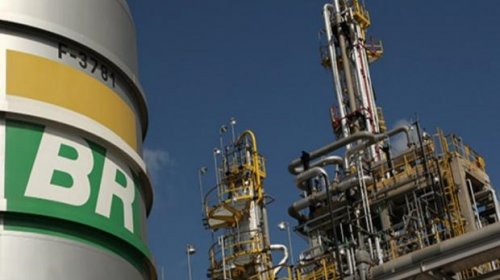 [Petrobras anuncia venda de oito refinarias e rede de postos no Uruguai]