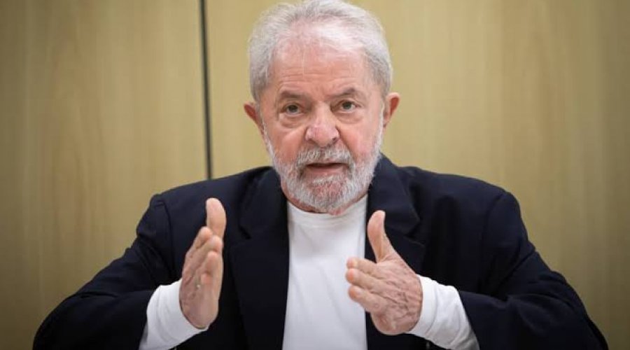 [Lula: “O povo precisa criar condições para votar impeachment de Bolsonaro”]