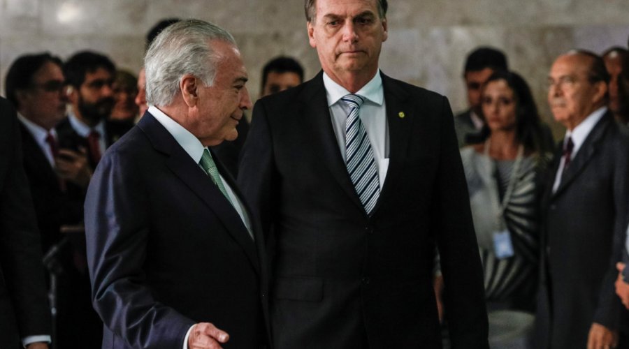 [Bolsonaro vem se aconselhando com ex-presidente Michel Temer, aponta coluna]