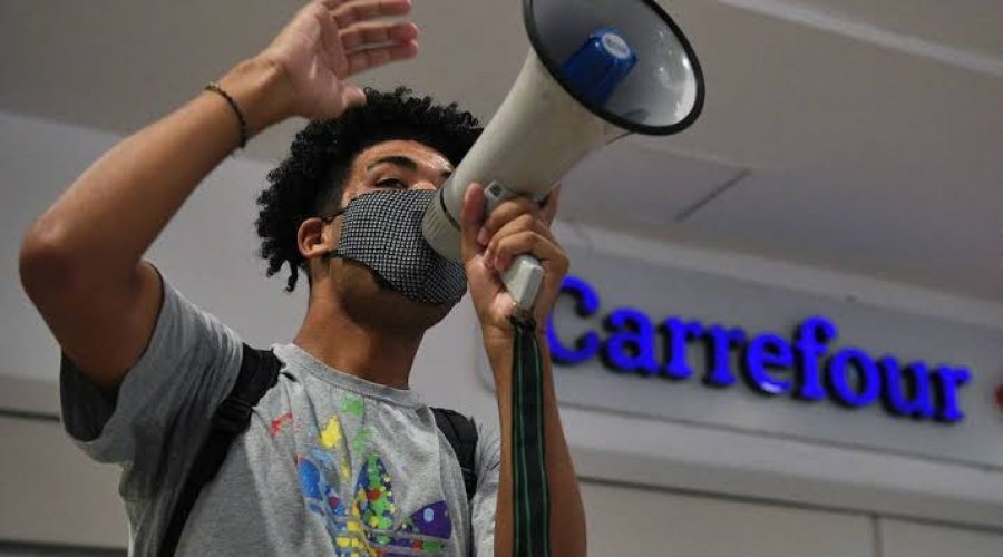[Carrefour cria fundo de R$ 25 milhões para combate ao racismo]