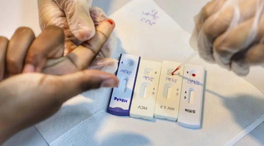 [Postos da Sesab realizam mais de 24 mil testes de ISTs durante o Carnaval]