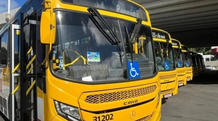 [Projeto propõe linhas de ônibus operadas por mulheres com foco em segurança em Salvador]