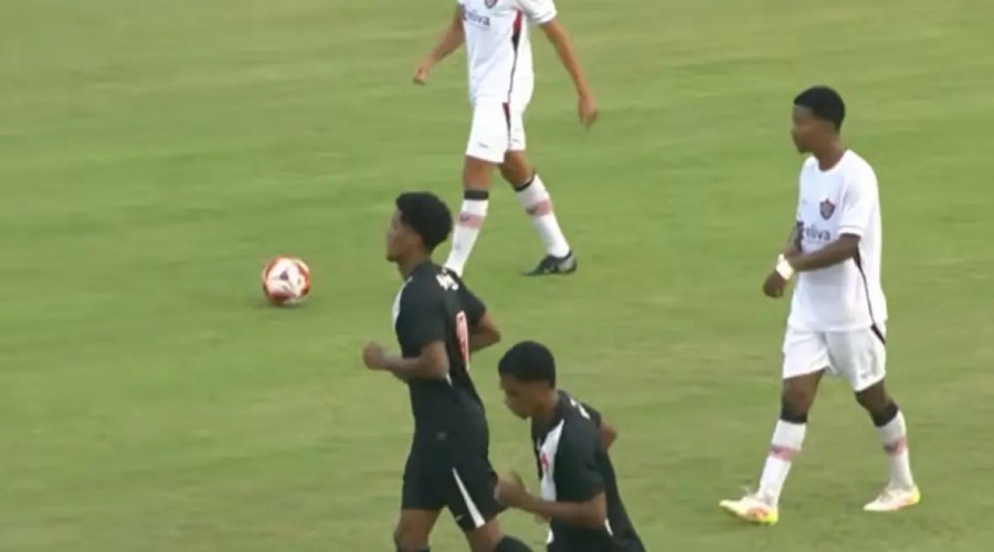 [Vitória sofre virada e é derrotado por 6 a 1 pelo Vasco no Brasileirão Sub-20]
