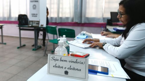 [Eleições 2026: eleitor pode se inscrever para ser mesário voluntário]