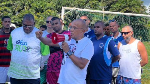[Suíca viaja pela Bahia para mobilizar garis e margaridas para greve a favor da regulamentação da profissão]
