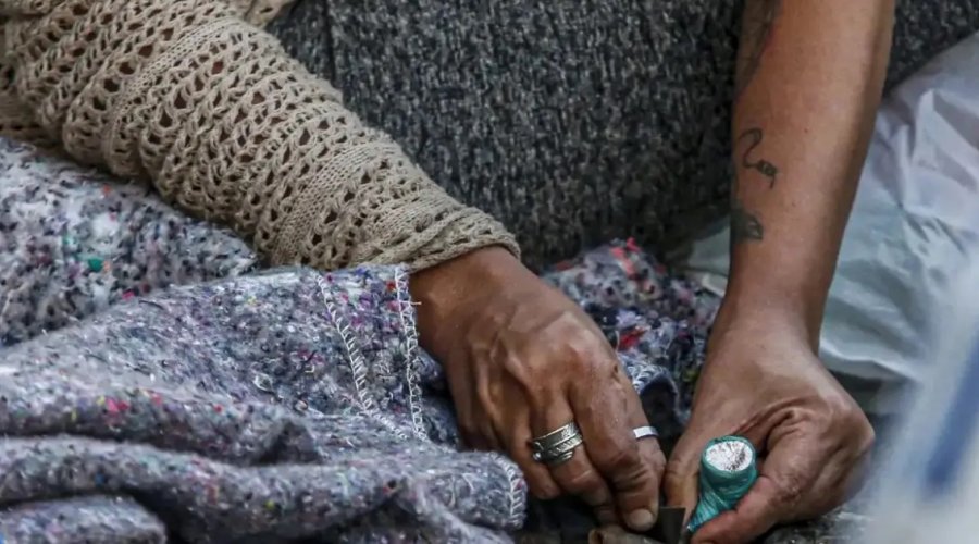 [Além do Vício: Falta de estrutura e preconceito dificultam políticas de redução de danos na Bahia]