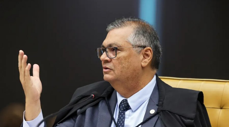 [Dino determina fim do sigilo de investigações sobre o filme Dark Horse]