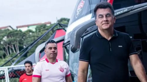 [Presidente do Vitória comenta possível saída de Jair Ventura para o Internacional]