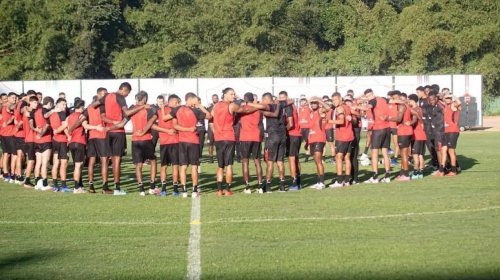 [ Edu, Camutanga e Kauan Coutinho voltam aos treinos e ampliam opções do Vitória]