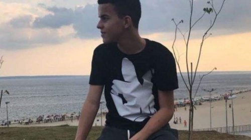 [Polícias abrem inquéritos para investigar assassinato de adolescente em Manaus ]