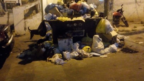 [Moradores reclamam de acúmulo de lixo no bairro da Chapada do Rio Vermelho]