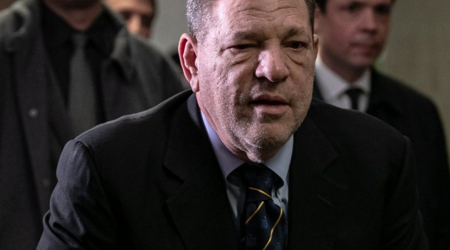 [Produtor de Hollywood Harvey Weinstein é condenado a 23 anos de prisão por crimes sexuais]