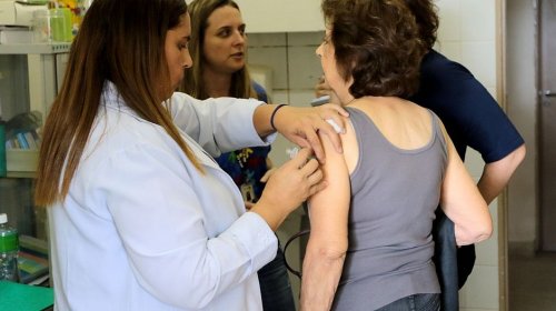 [Campanha de vacinação contra a gripe e H1N1 em Salvador começa nesta segunda-feira (23)]