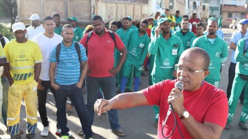 [Suíca defende que trabalhadores de limpeza urbana precisam estar inclusos em campanha de vacin...]