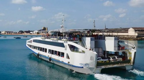 [Motoristas esperam até 2h em fila do Ferry nesta sexta]
