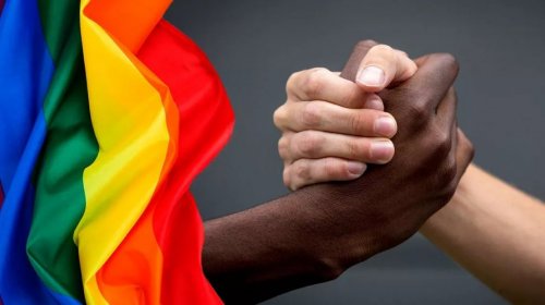 [Senado aprova aumento de pena para racismo e homofobia no país]