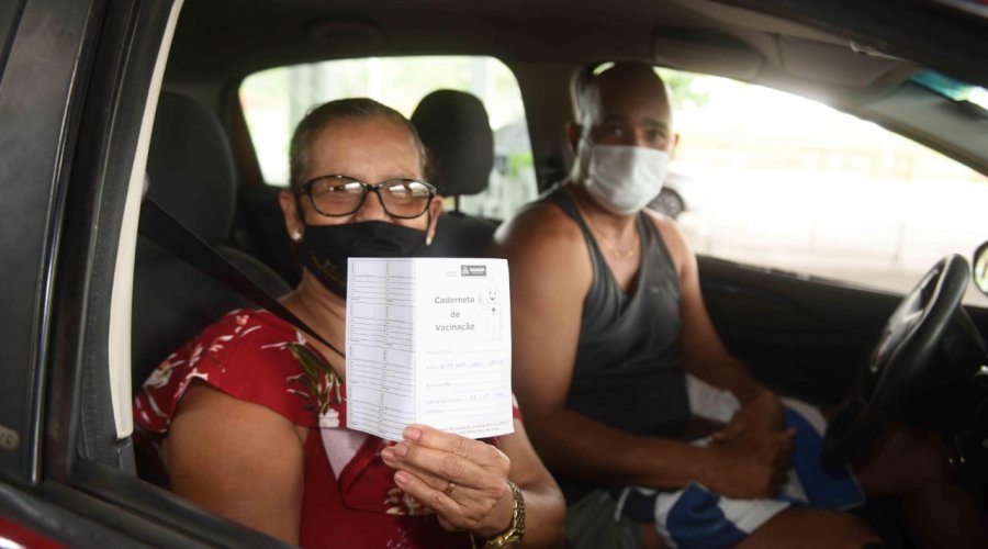 [Salvador retoma aplicação da primeira dose neste fim de semana ]