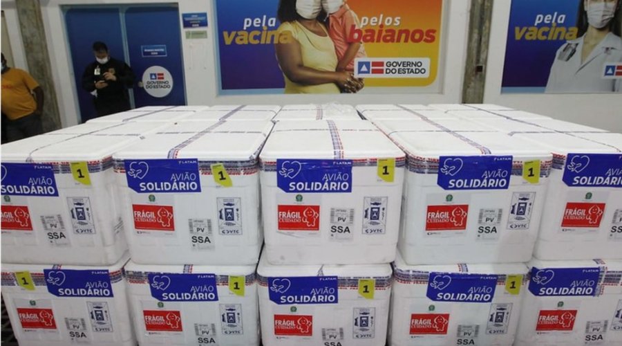 [Primeiro lote com 26.910 doses de vacina da Pfizer chega à Bahia nesta segunda-feira]