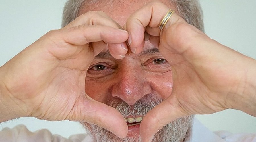 [Lula vence eleições no primeiro turno, confirma pesquisa Quaest]