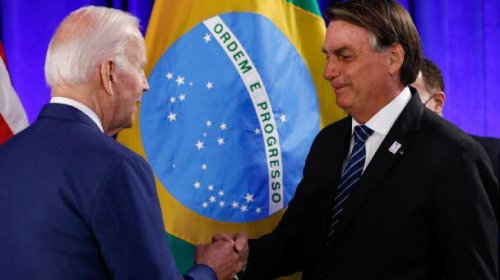 [Bolsonaro pediu ajuda de Biden contra Lula; presidente dos EUA ignorou, diz Bloomberg]