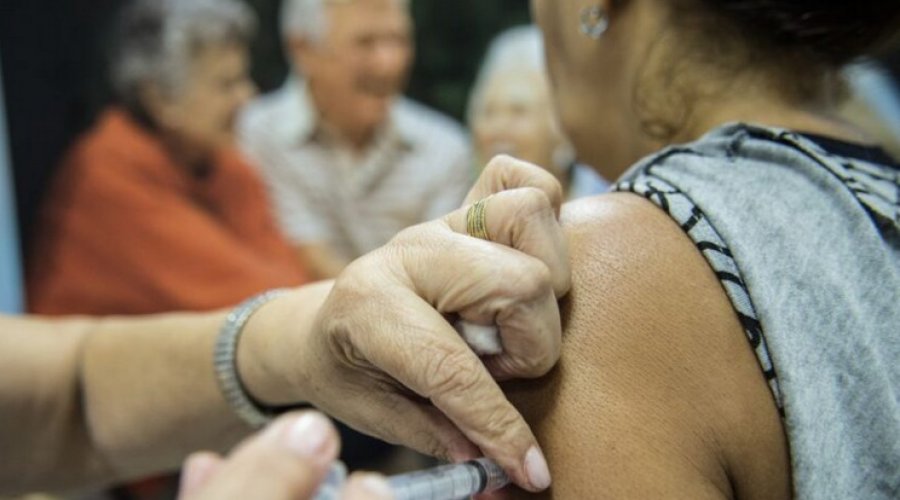 [Mais de 43 milhões de pessoas já se vacinaram contra gripe no Brasil]