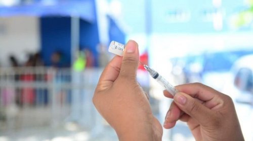 [Salvador amplia faixa etária de vacinação contra a dengue nesta quinta-feira (7)]