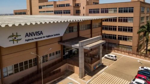 [Anvisa aprova medicamento inédito para doença rara no sangue]