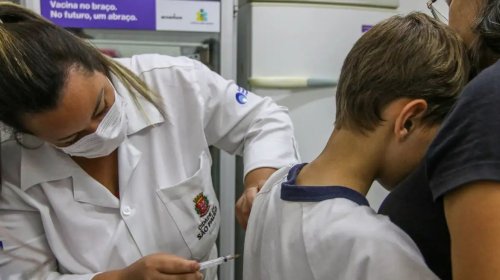 [Campanha vai estimular vacinação de adolescentes contra o HPV]