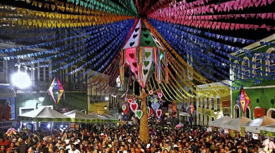 [São João da Bahia 2025 promete sete dias de festa em Salvador com shows já contratados]