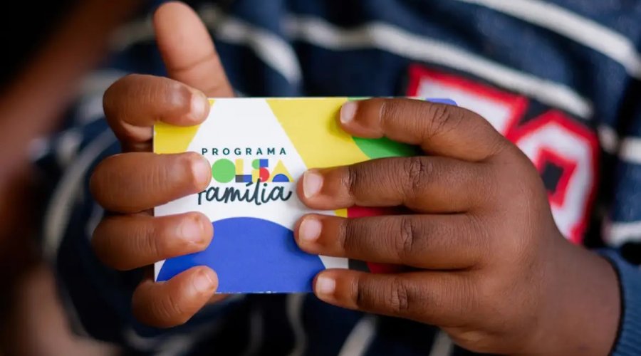 [Caixa paga Bolsa Família a beneficiários com NIS de final 4]