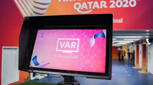 [Fifa analisa mudanças no VAR e em cobranças de pênalti para Copa de 2026]