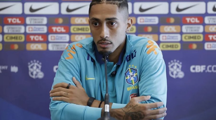 [Disney se manifesta após Raphinha denunciar racismo contra filho em parque]