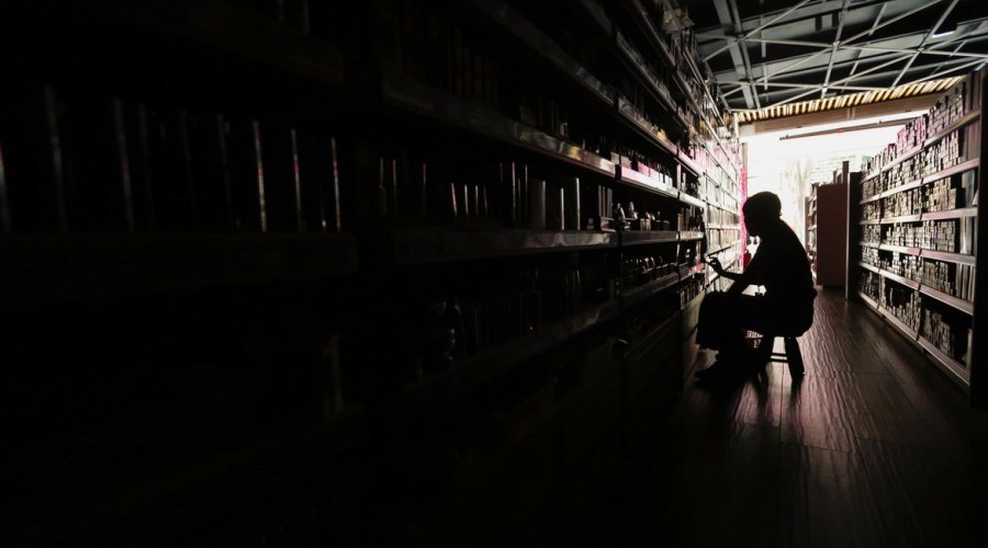 [Procon-RJ orienta sobre danos em aparelhos por falta de luz]