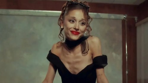 [Ariana Grande anuncia pausa na carreira após enfrentar críticas sobre sua aparência]