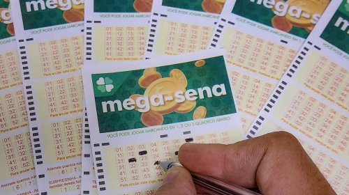 [Mega-Sena sorteia prêmio acumulado de R$ 165 milhões neste domingo]