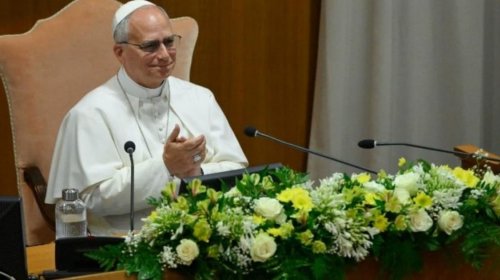 [Papa Leão XIV passa por cirurgia no pulmão e tem diagnóstico de câncer confirmado]